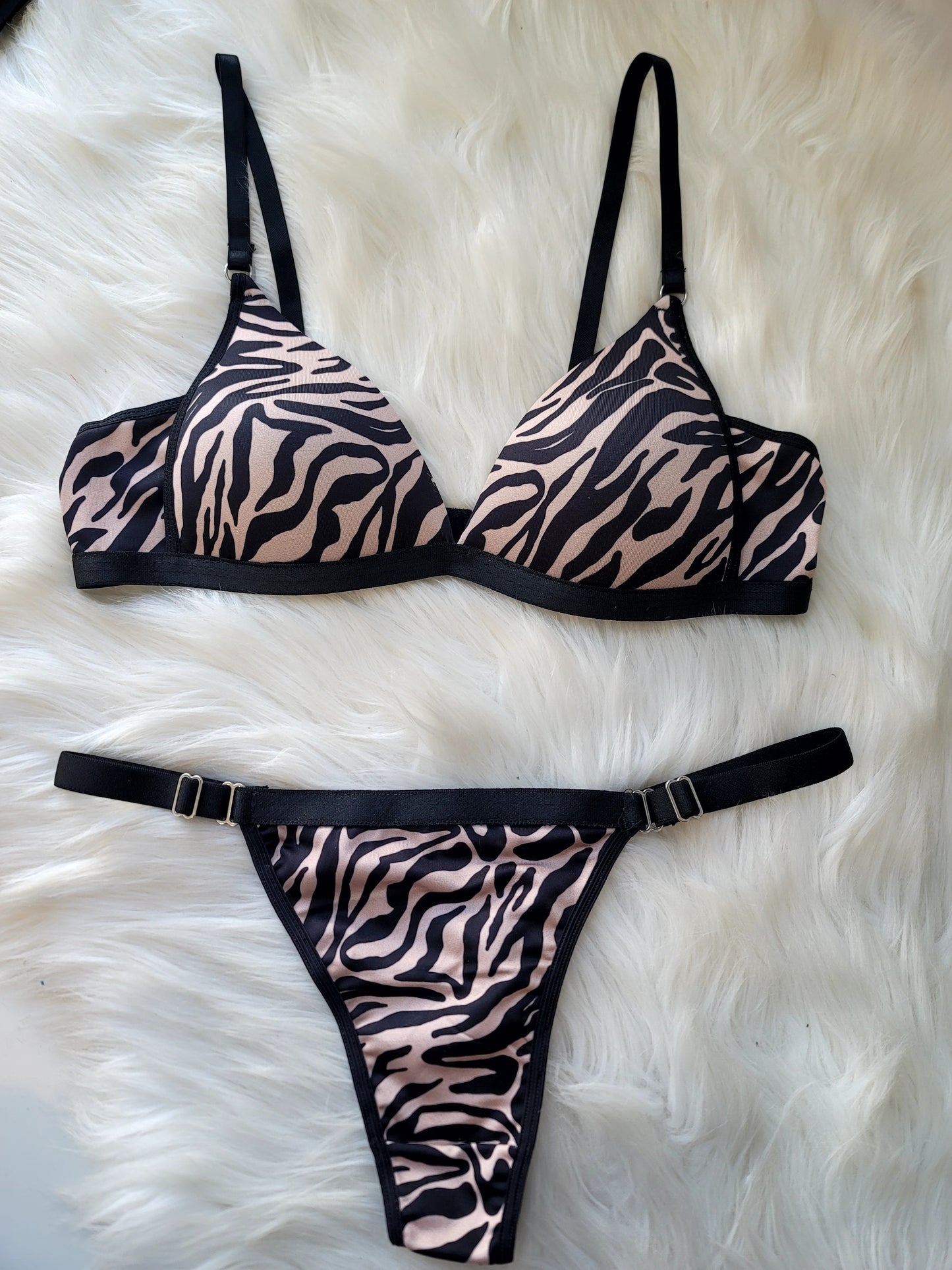 Conjunto Sofi Cebra